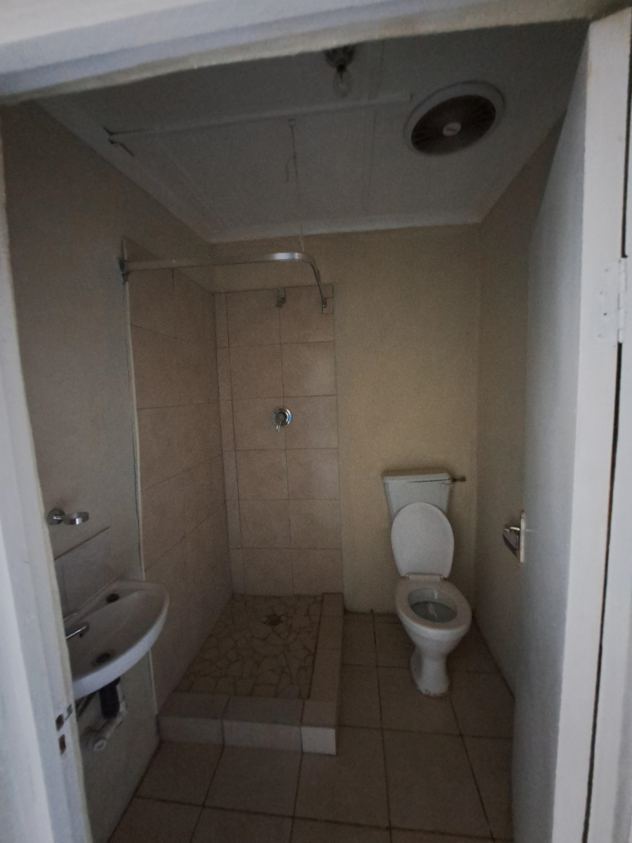 5 Bedroom Property for Sale in Ezibeleni Eastern Cape